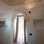 Alberovivo * אוסטוני